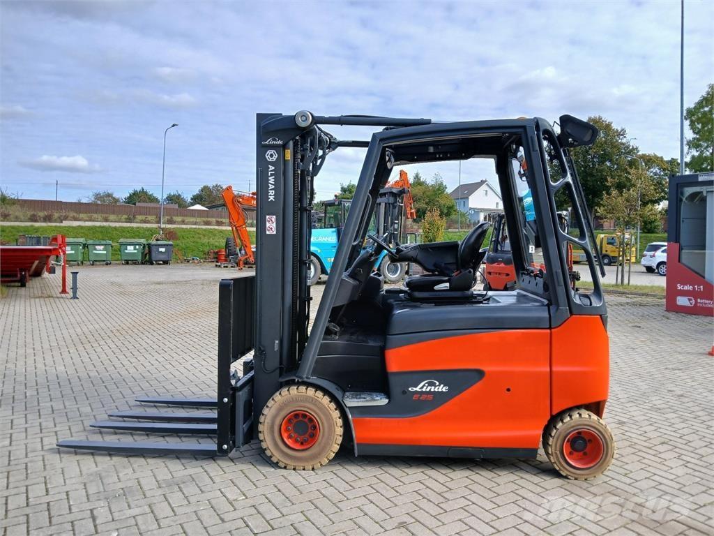 Linde E25/600HL Elektromos targoncák