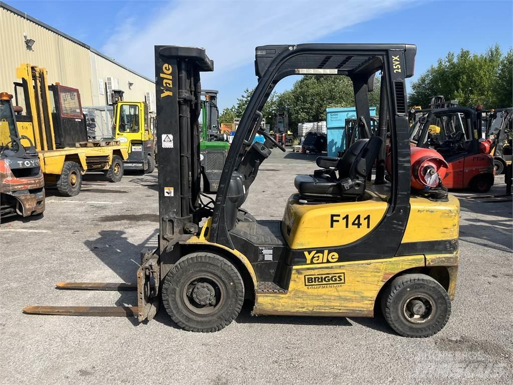Yale GLP25VX Gázüzemű targoncák