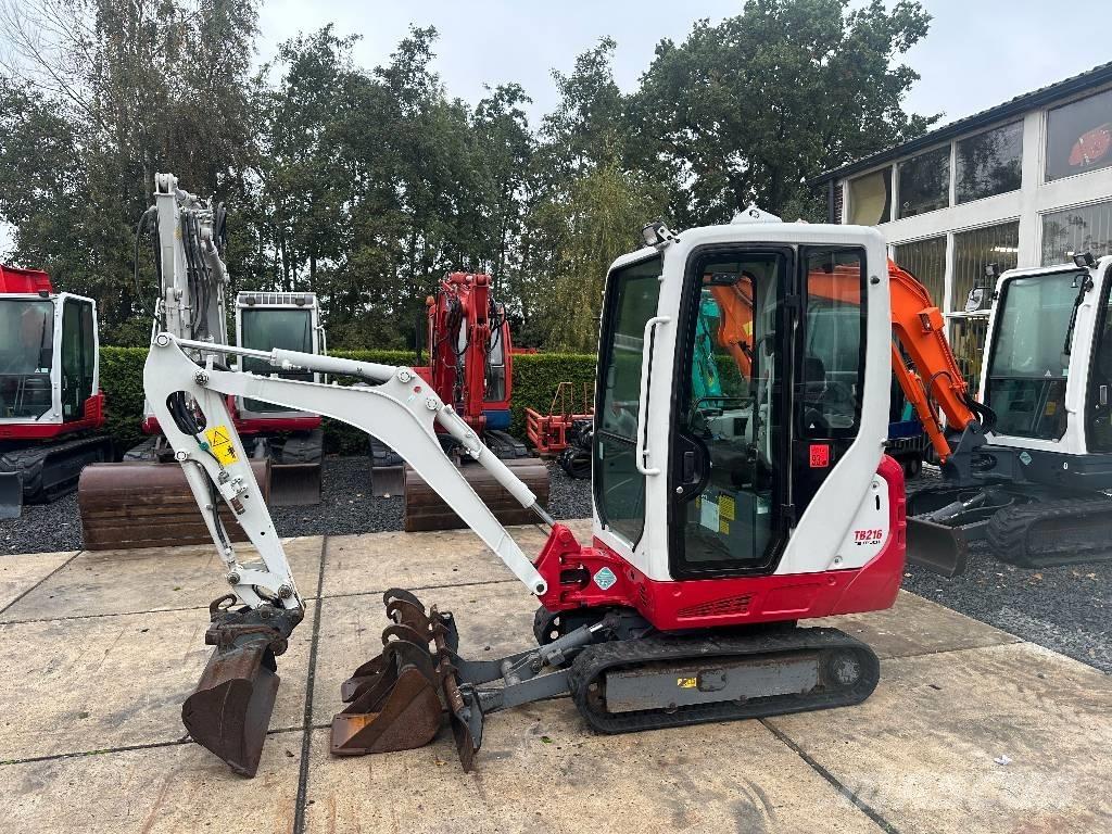 Takeuchi TB 216 Mini kotrók < 7t