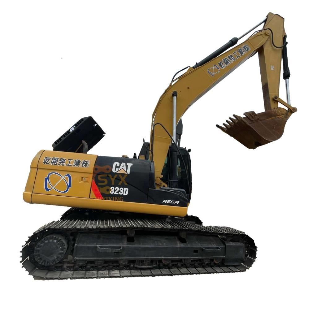 CAT 323D Lánctalpas kotrók