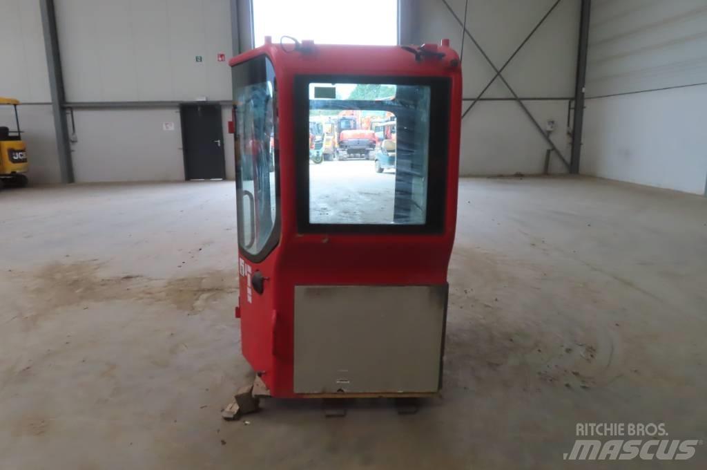 Volvo ECR 88 D Vezetőfülke és belső tartozékok