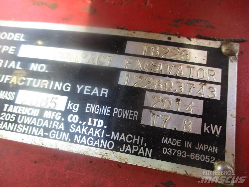 Takeuchi TB 228 Mini kotrók < 7t