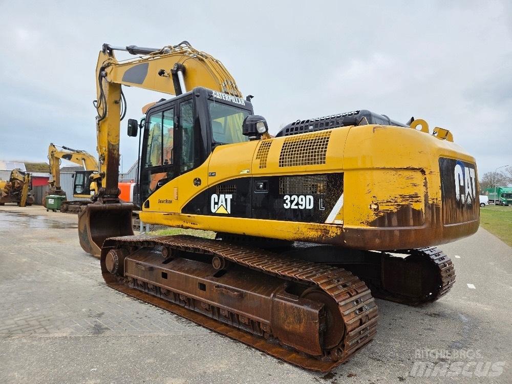 CAT 329DL Lánctalpas kotrók