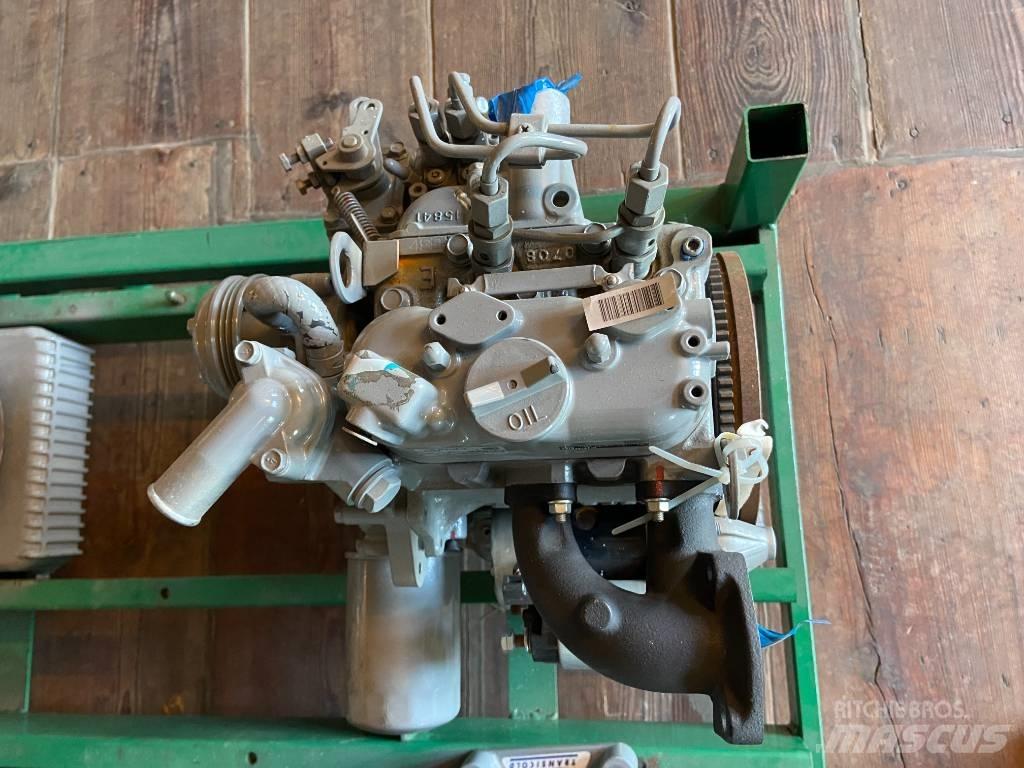 Kubota Z482 Motorok