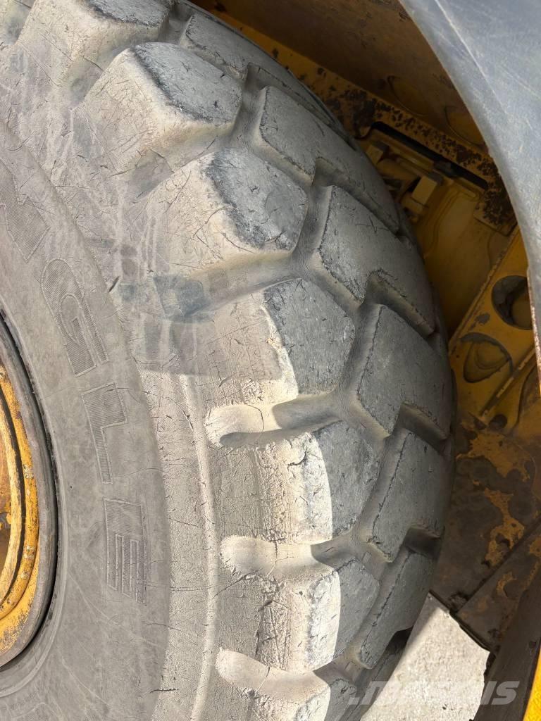 Bell B 30 E Csuklósdömperek