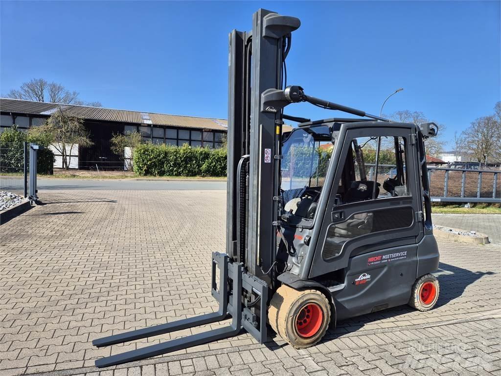 Linde E35L Elektromos targoncák