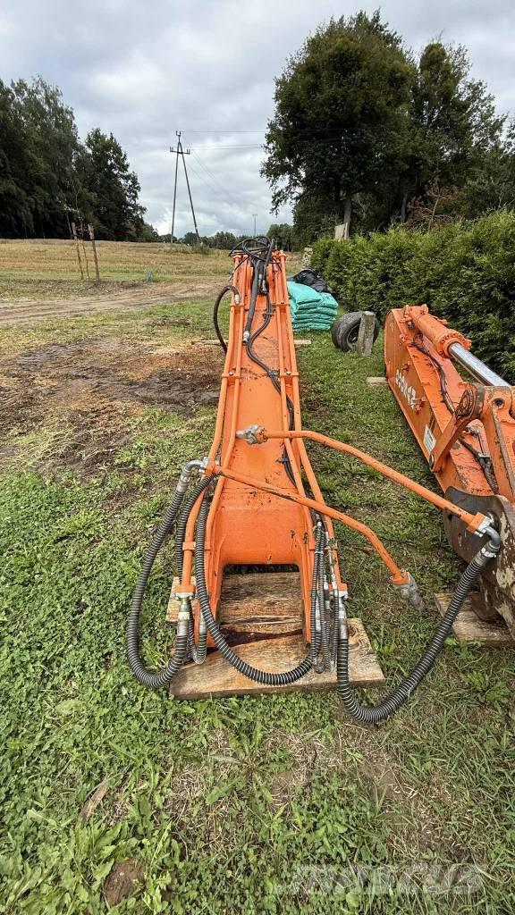 Doosan DX 225 Lánctalpas kotrók