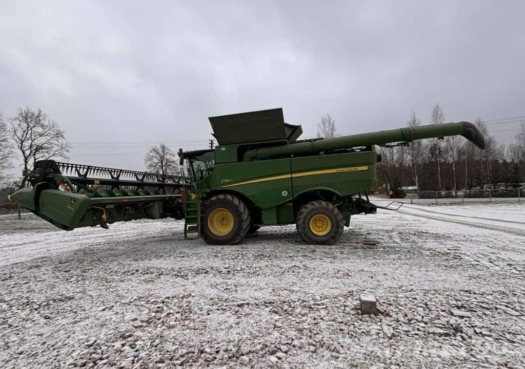 John Deere S785i Kombájnok