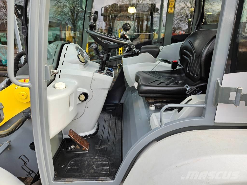 Kramer 5055 Gumikerekes homlokrakodók