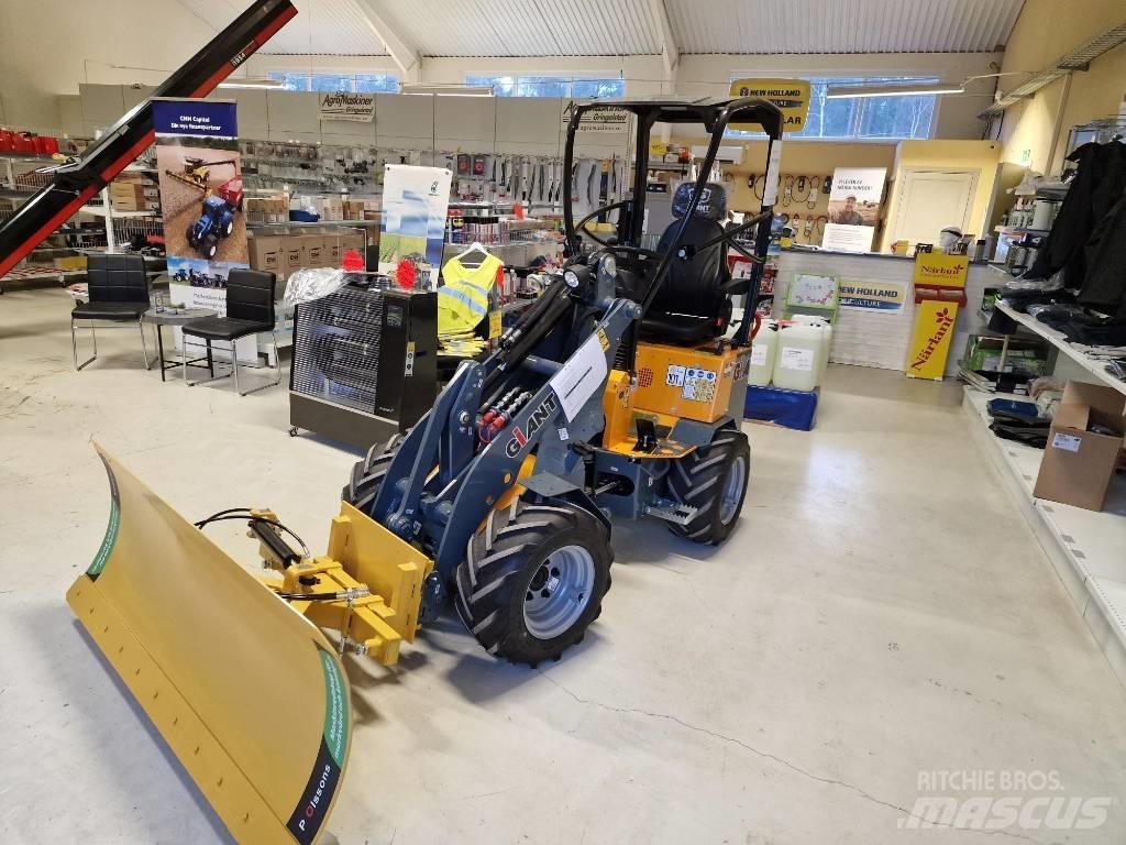 GiANT G1100 Univerzális rakodók