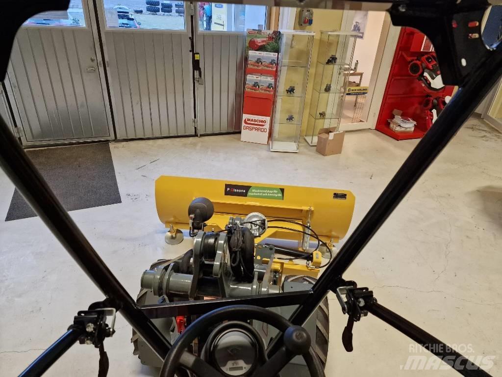GiANT G1100 Univerzális rakodók