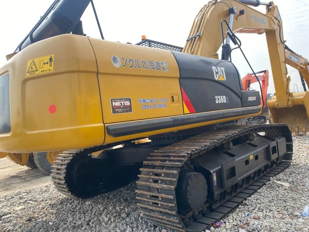 CAT 336D2 Lánctalpas kotrók