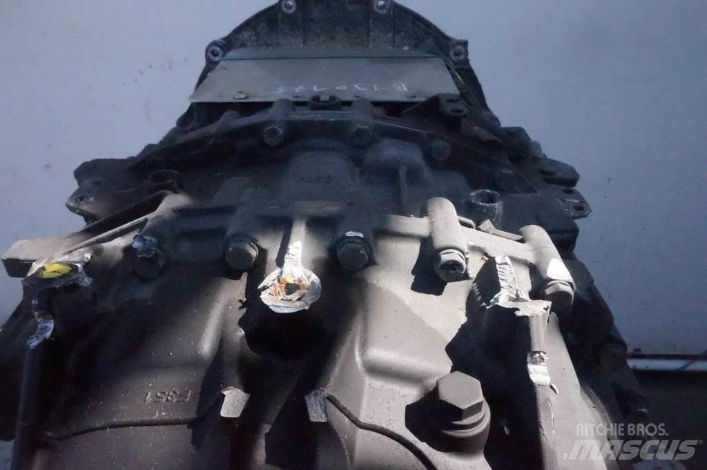 ZF 12AS2131TD+INT3 Hajtóművek