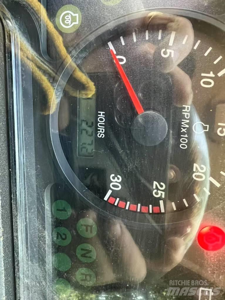 SDLG LG 956 L Gumikerekes homlokrakodók