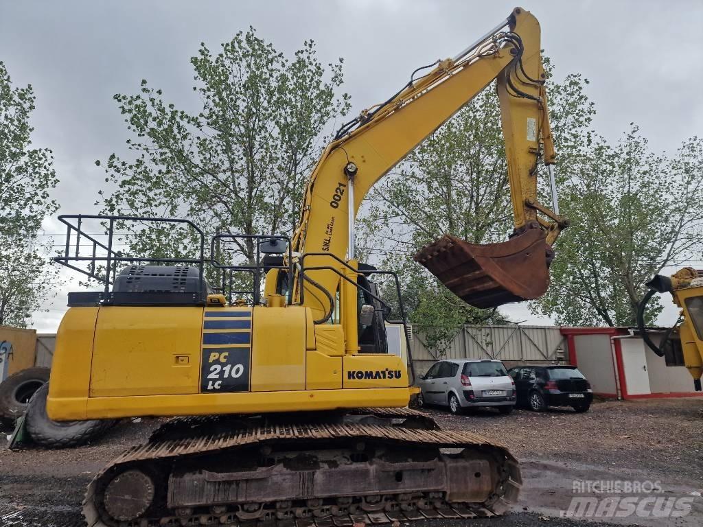 Komatsu PC210LC-11 Lánctalpas kotrók
