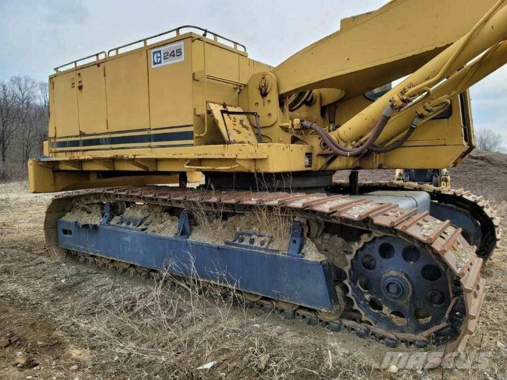 CAT 245 Lánctalpas kotrók