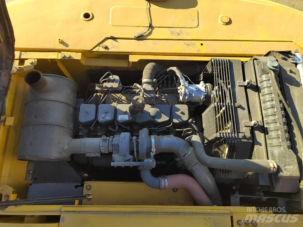 Komatsu PC220-7 Lánctalpas kotrók