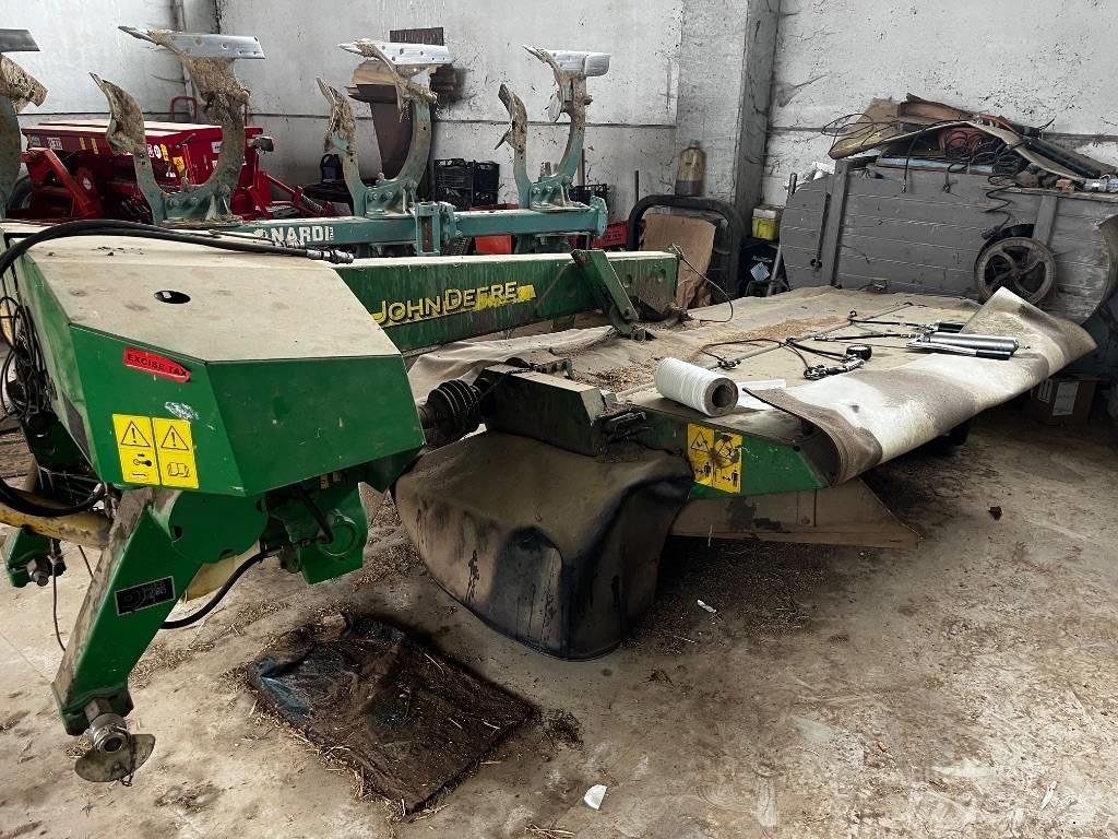 John Deere CC0324 Öntöző Kaszák