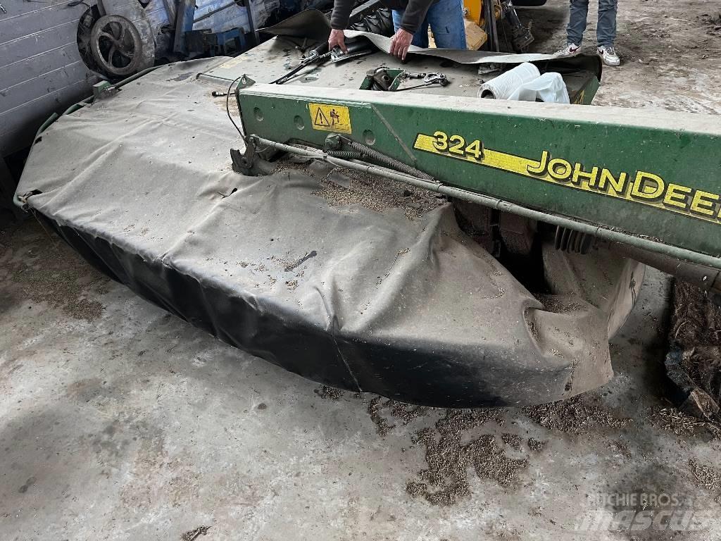 John Deere CC0324 Öntöző Kaszák