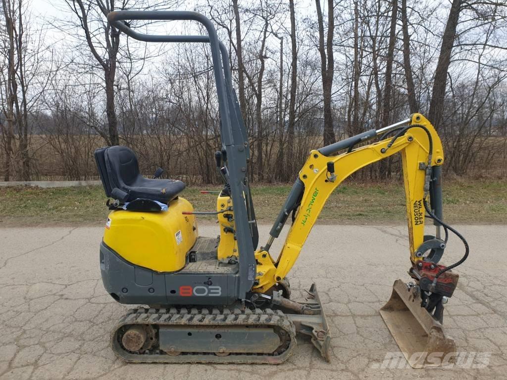 Wacker Neuson 803 Mini kotrók < 7t