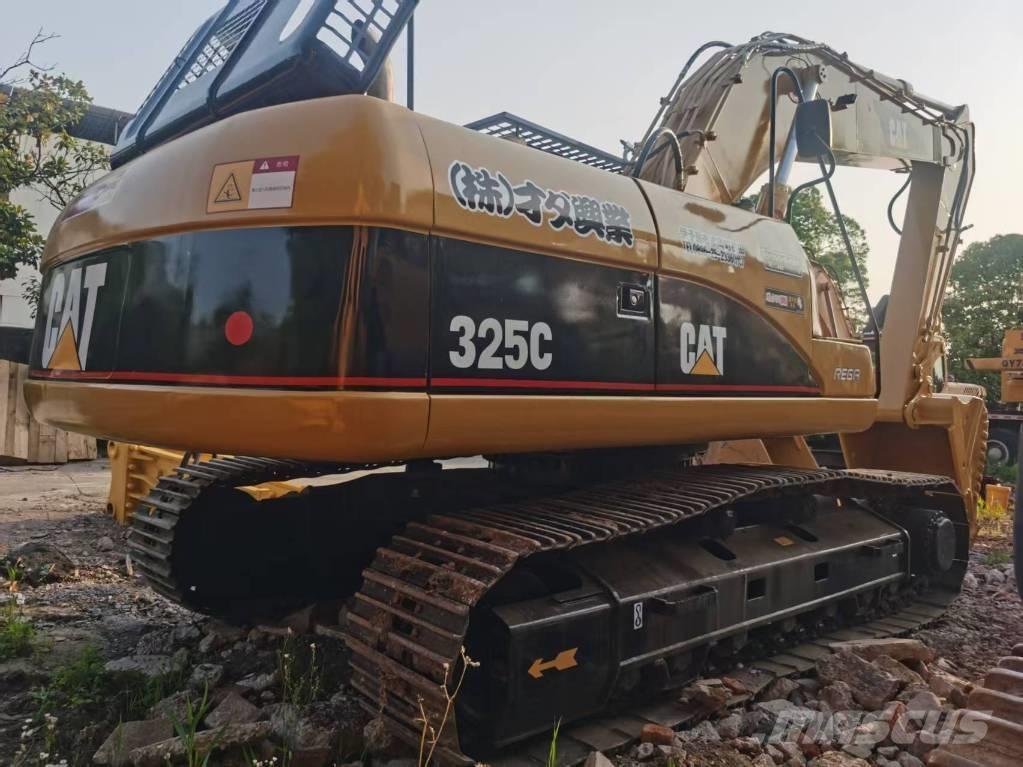 CAT 325 C Lánctalpas kotrók
