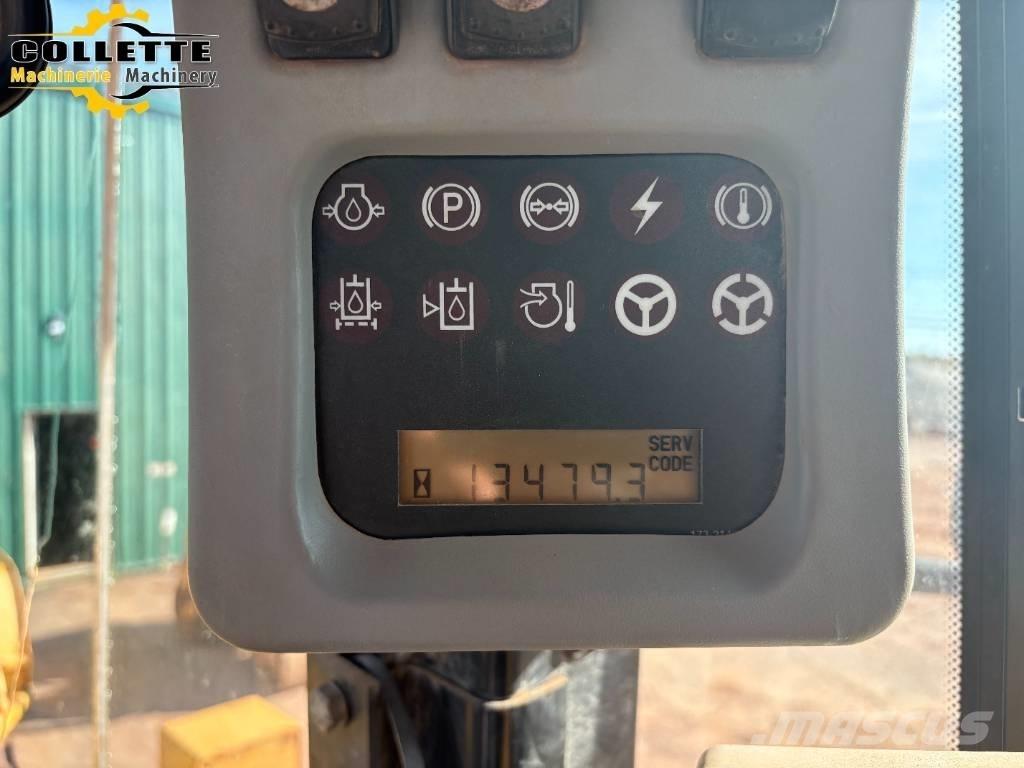 CAT 950 H Gumikerekes homlokrakodók