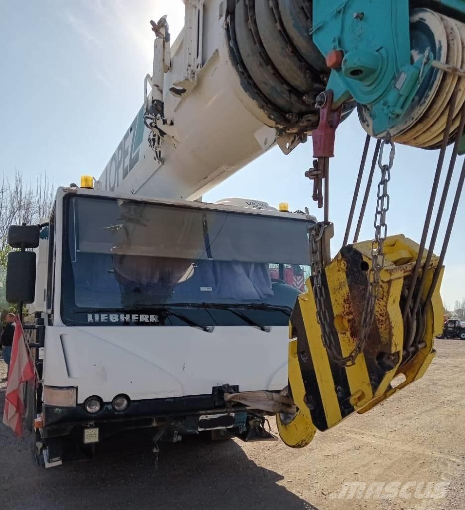 Liebherr LTM 1060-2 Terepdaruk