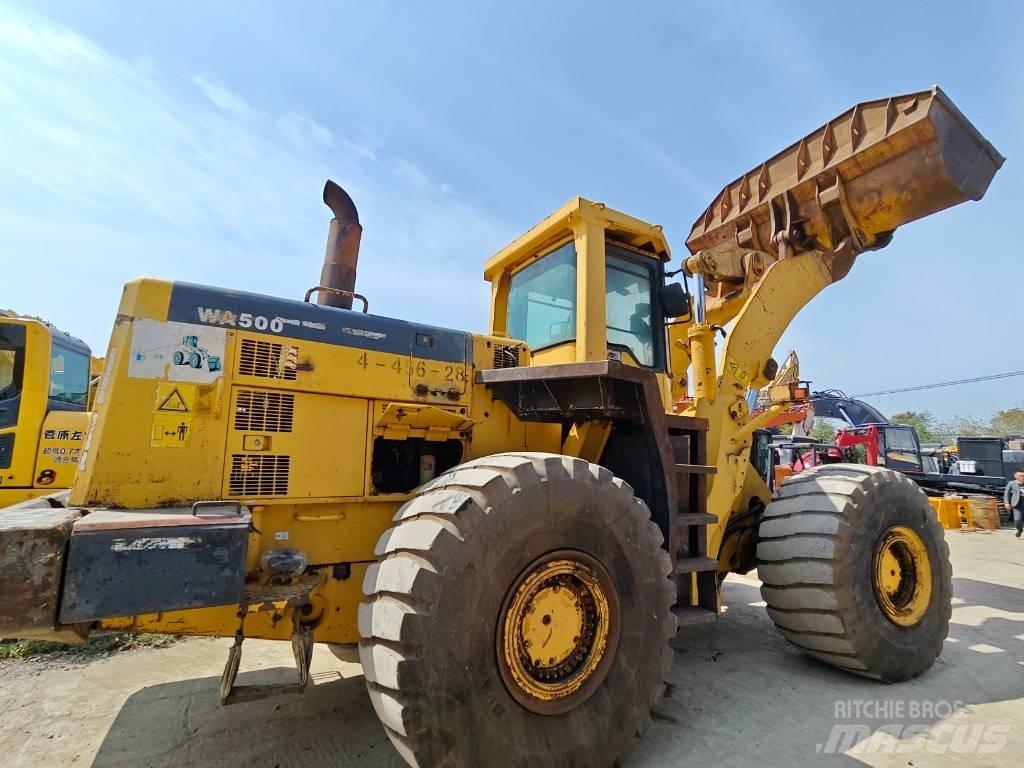Komatsu WA 500-3 Gumikerekes homlokrakodók