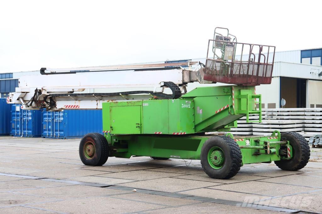 JLG 150 HAX Karos emelők