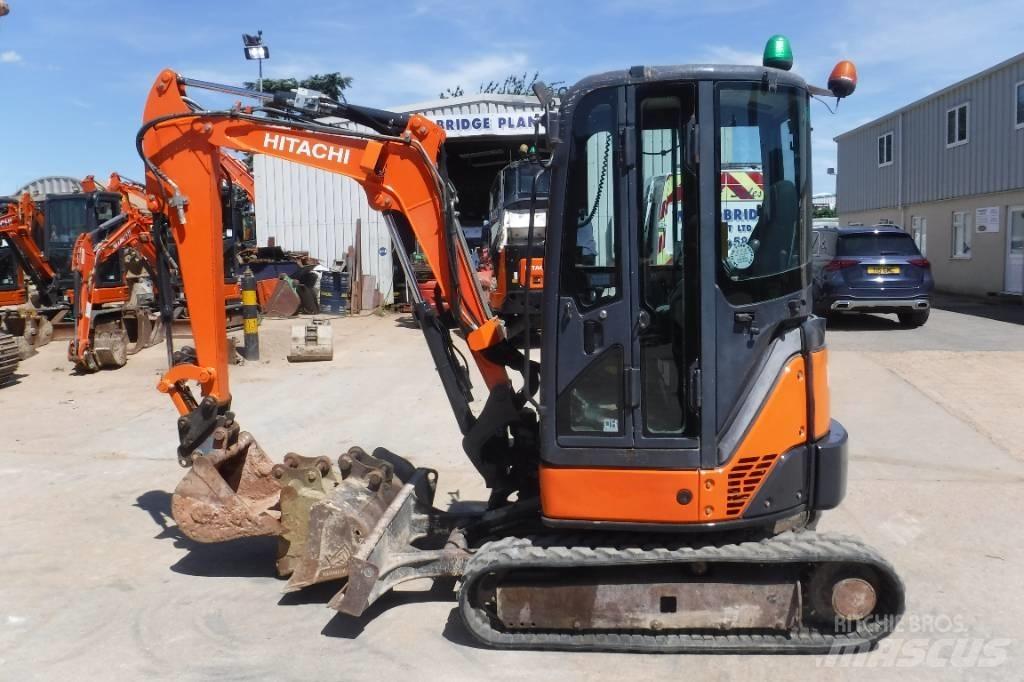 Hitachi ZX 29 U-3 Mini kotrók < 7t