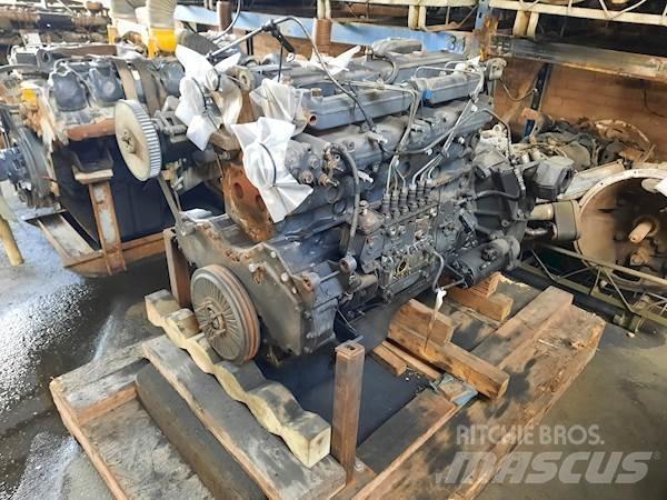DAF 865 RS222L Motorok