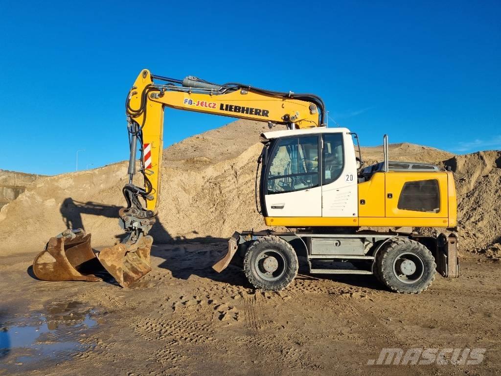 Liebherr A 918 Gumikerekes kotrók