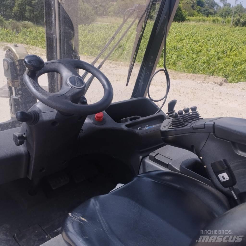 Linde E 25 Elektromos targoncák