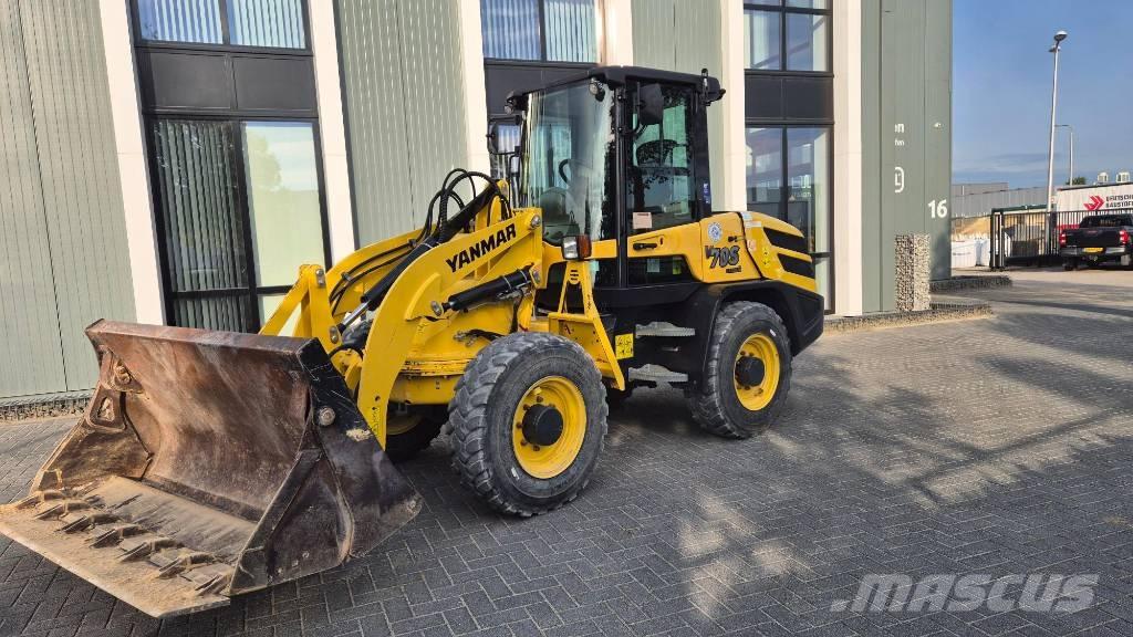 Yanmar V70s Gumikerekes homlokrakodók
