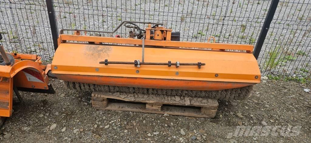 Multicar M 26 4X4 Billenő teherautók