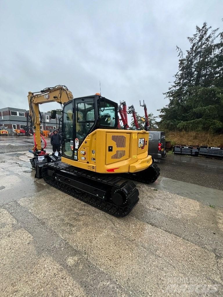 CAT 309 Közepes (midi) kotrók 7 t - 12 t