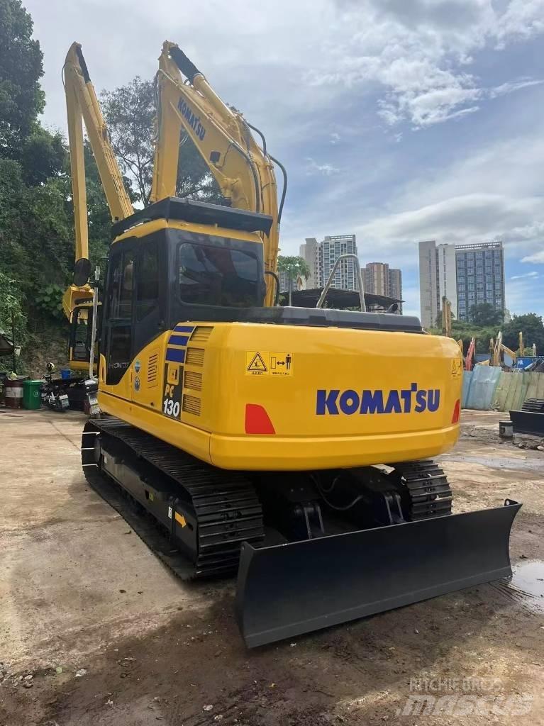 Komatsu PC 130-7 Közepes (midi) kotrók 7 t - 12 t