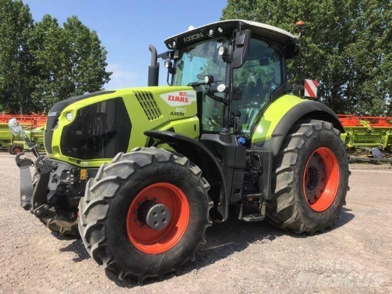 CLAAS AXION 870 Traktorok