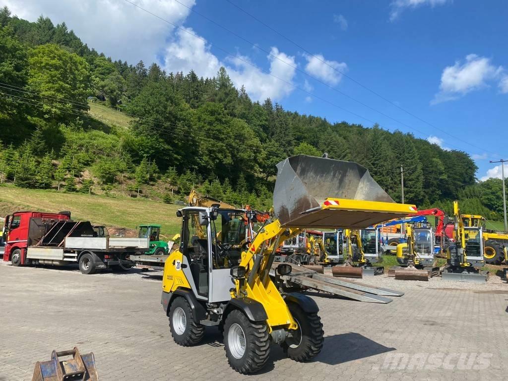 Wacker Neuson WL 28 Gumikerekes homlokrakodók