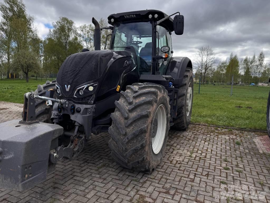Valtra S 394 Traktorok