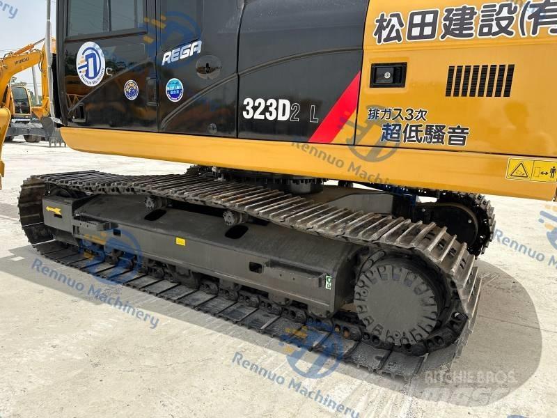 CAT CAT323D2L Lánctalpas kotrók