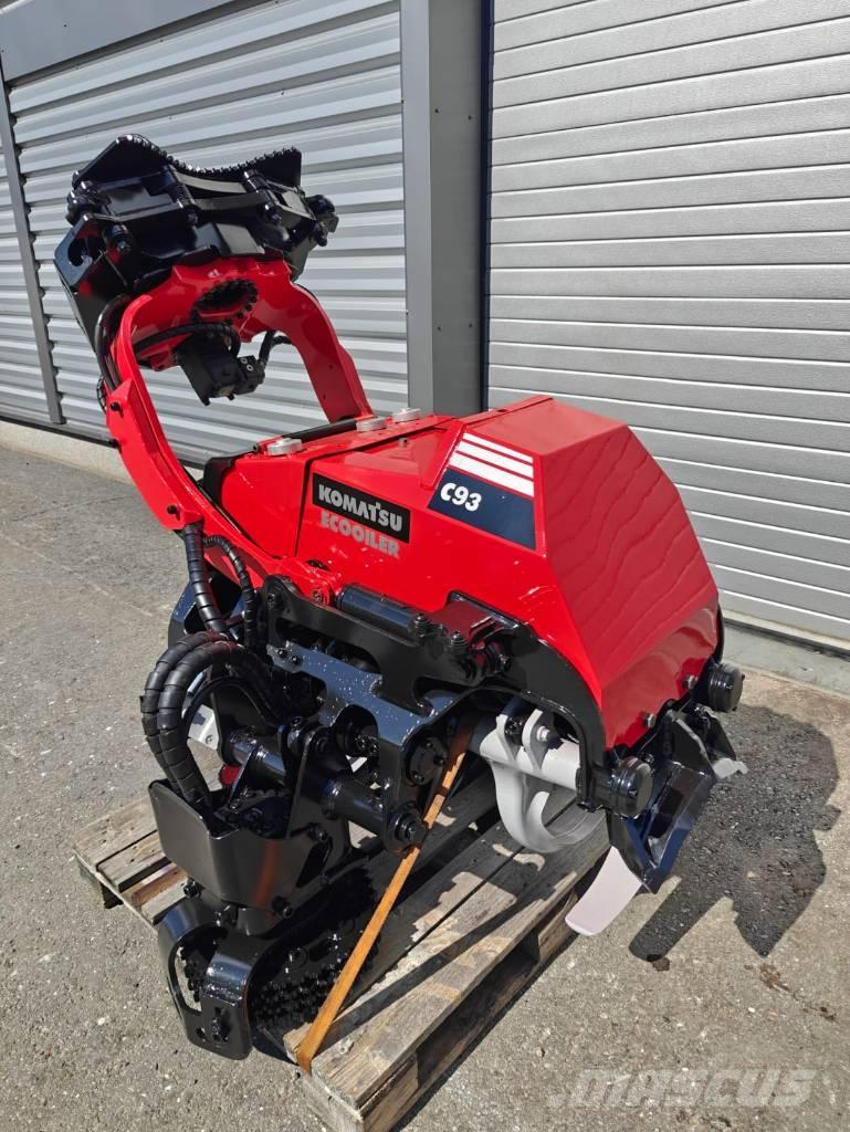 Komatsu C 93 Betakarító fejek