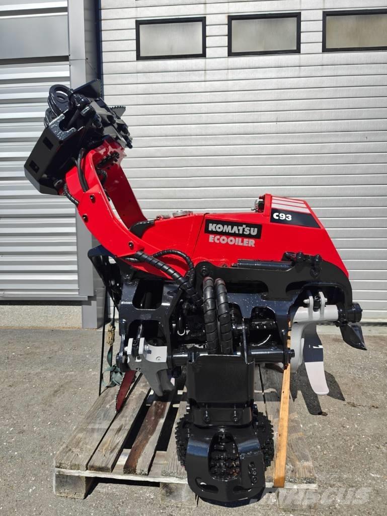 Komatsu C 93 Betakarító fejek