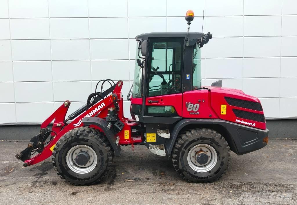 Yanmar V 80 Gumikerekes homlokrakodók