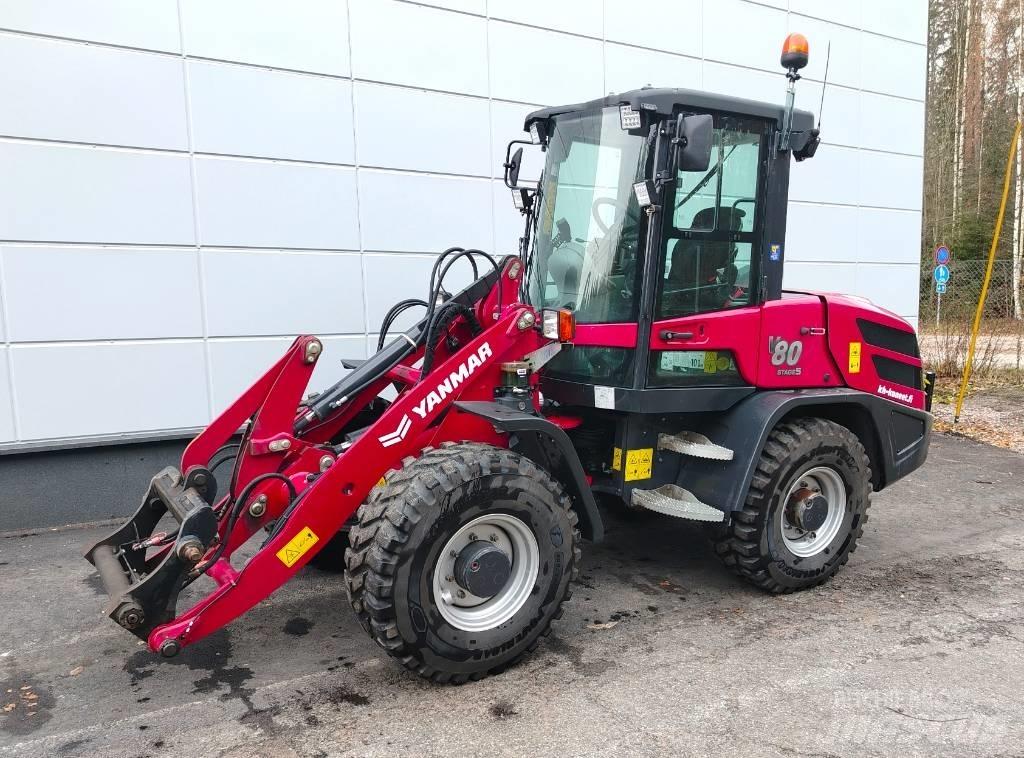 Yanmar V 80 Gumikerekes homlokrakodók