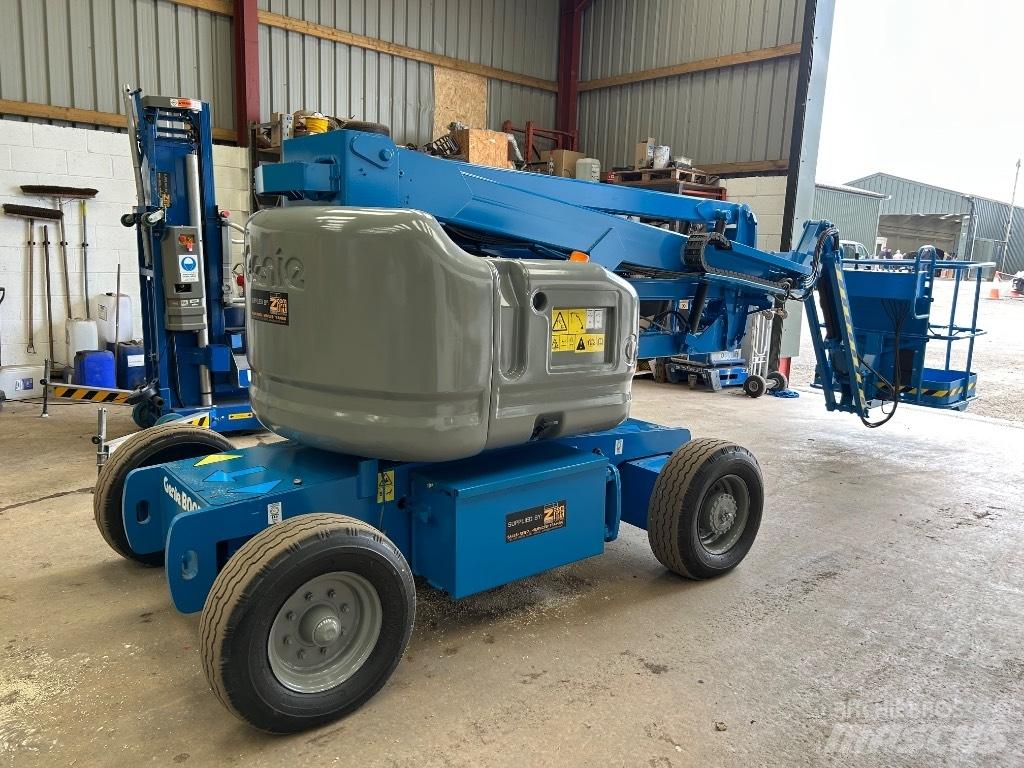 Genie Z45/35J DC Karos emelők