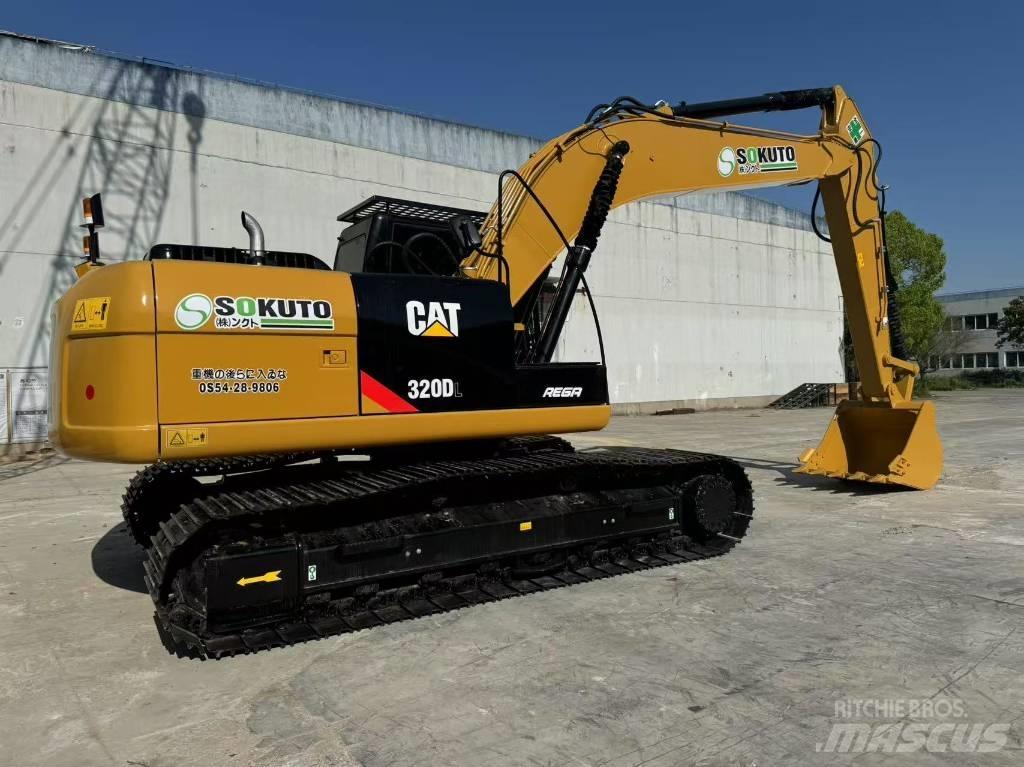 CAT 320 D L Lánctalpas kotrók