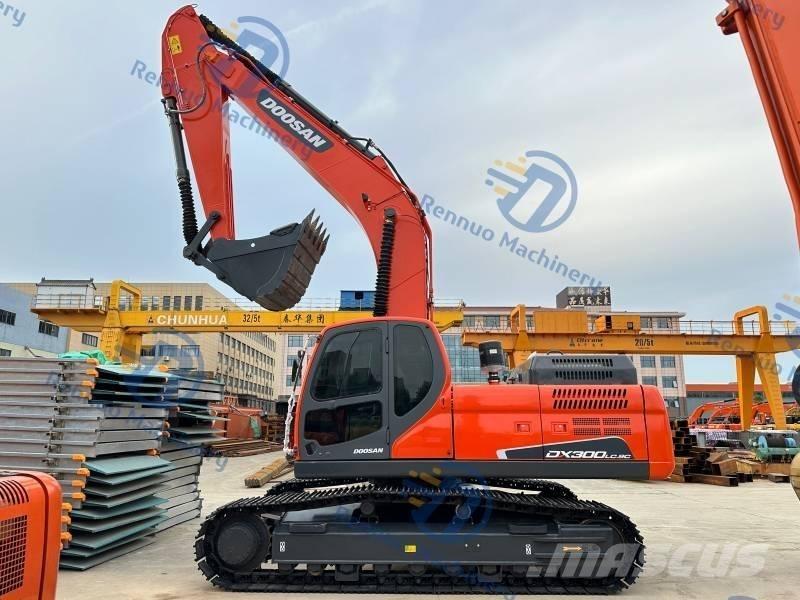 Doosan DX 300LC-9C Lánctalpas kotrók