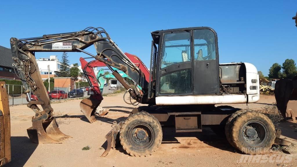 Terex Schaeff HML42 Gumikerekes kotrók