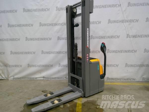 Jungheinrich EJC 214 Gyalogkíséretű targonca
